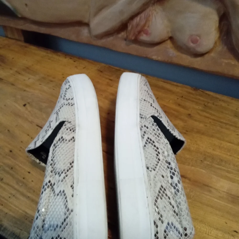 a.new.day Bibi Size 10 Snake Print Faux Leather Slip-On Sneakers - Picture 10 of 16